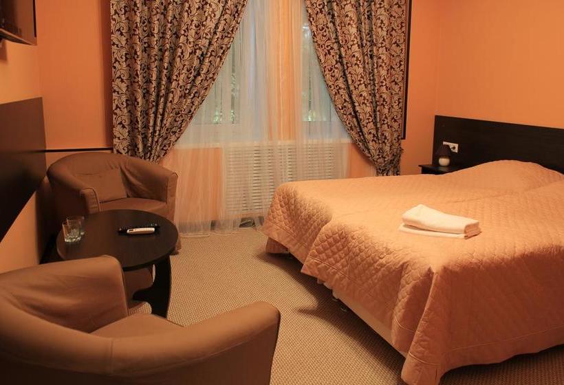 בית מלון כפרי Adam