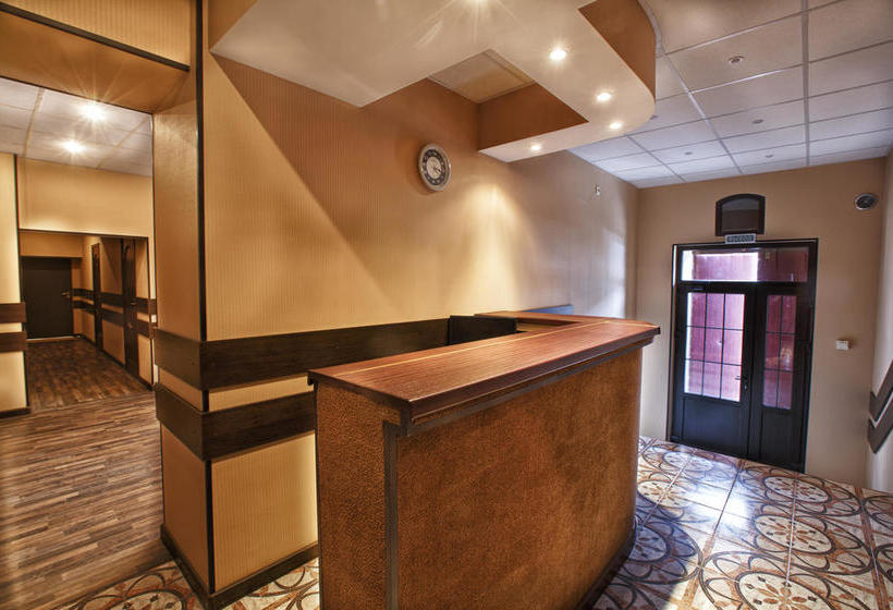 בית מלון כפרי Adam