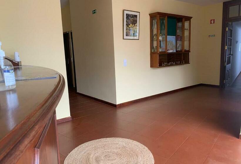 هتل Casa De Cha Prazeres