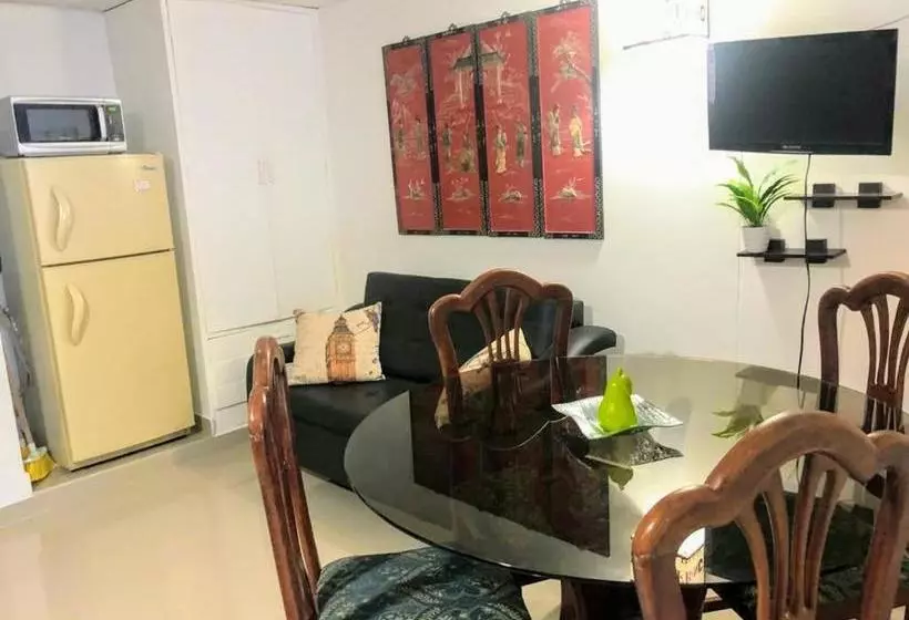 هتل Edificio Nuevo Conquistador