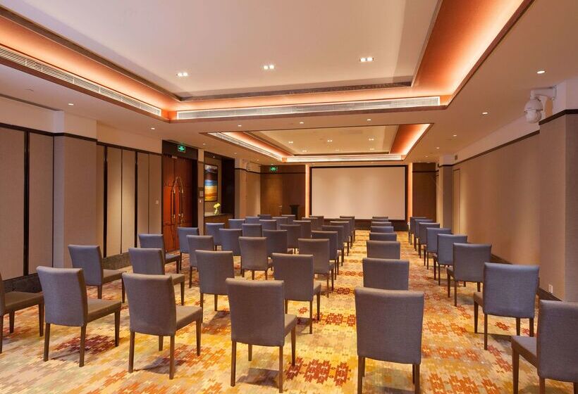 Hotel Hilton Garden Inn Shangri La