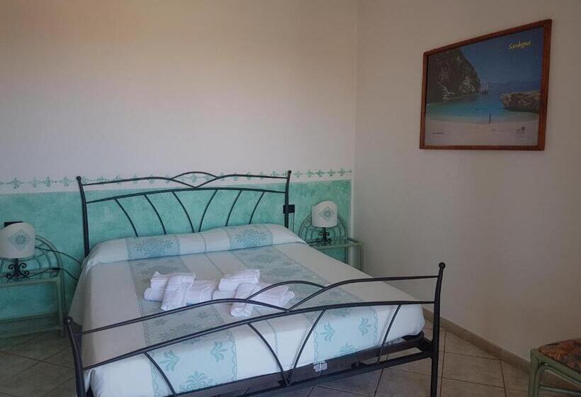 Отель Il Platano