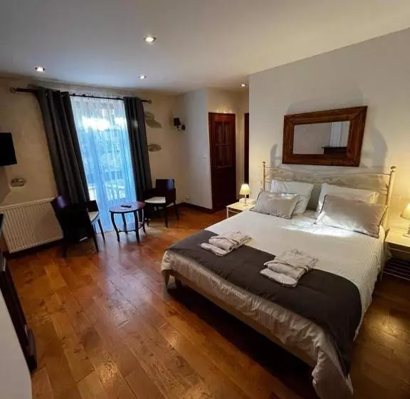 Hotel Sci Les Remparts De Mirepoix