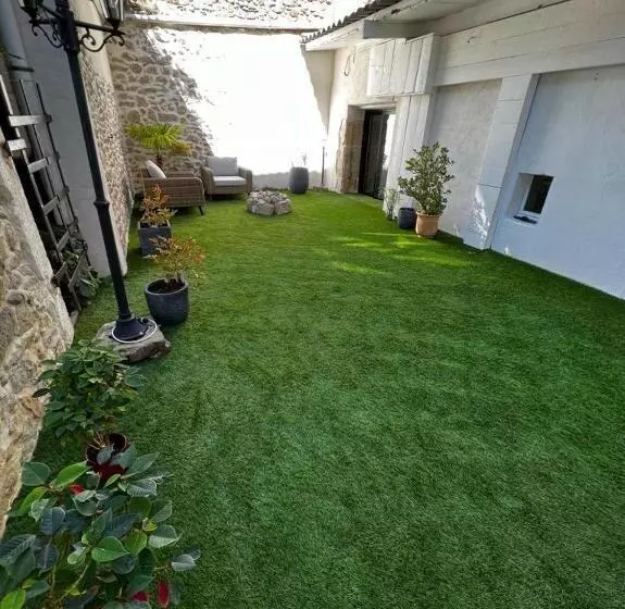 Hotel Sci Les Remparts De Mirepoix