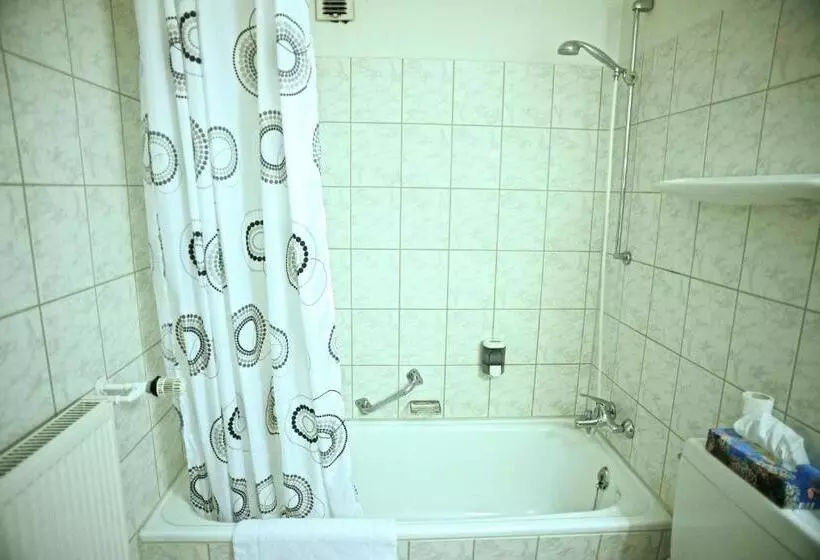 هتل Marienhof Düsseldorf Neuss