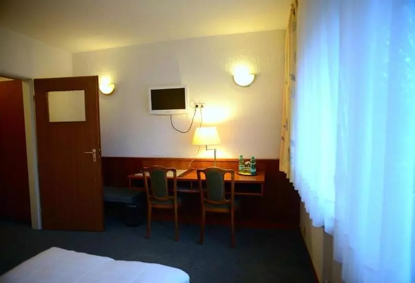 هتل Marienhof Düsseldorf Neuss