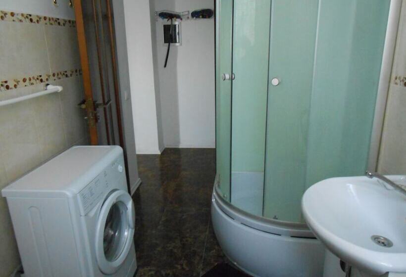 בית מלון כפרי Planernaya