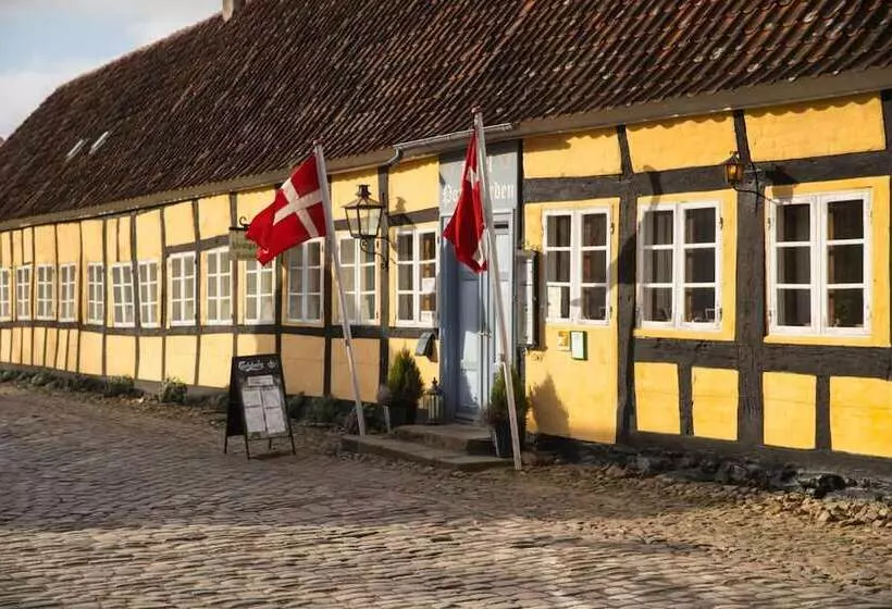 Hotelli Postgaarden I Mariager