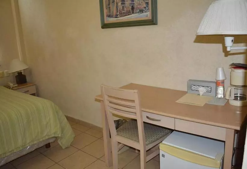 ホテル Provincia Express Minatitlán