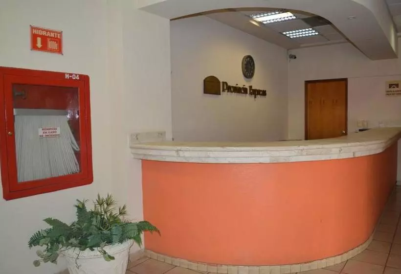 ホテル Provincia Express Minatitlán