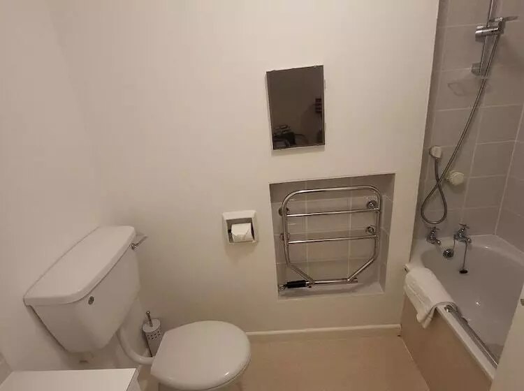 Hotelli The Old Bank House