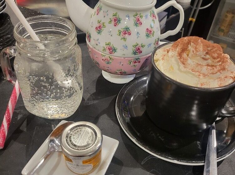 Отель The Old Bank House