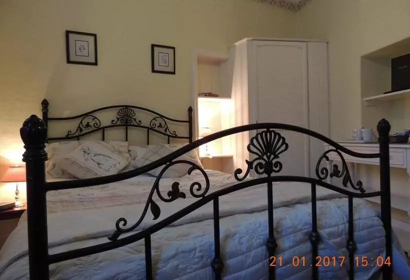 Hotelli Orchard House