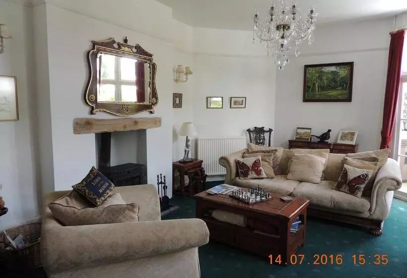 Hotelli Orchard House