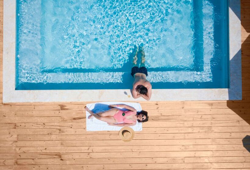 استراحتگاه Emotions by Hodelpa Puerto Plata