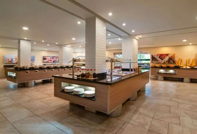 リゾートホテル Emotions by Hodelpa Puerto Plata