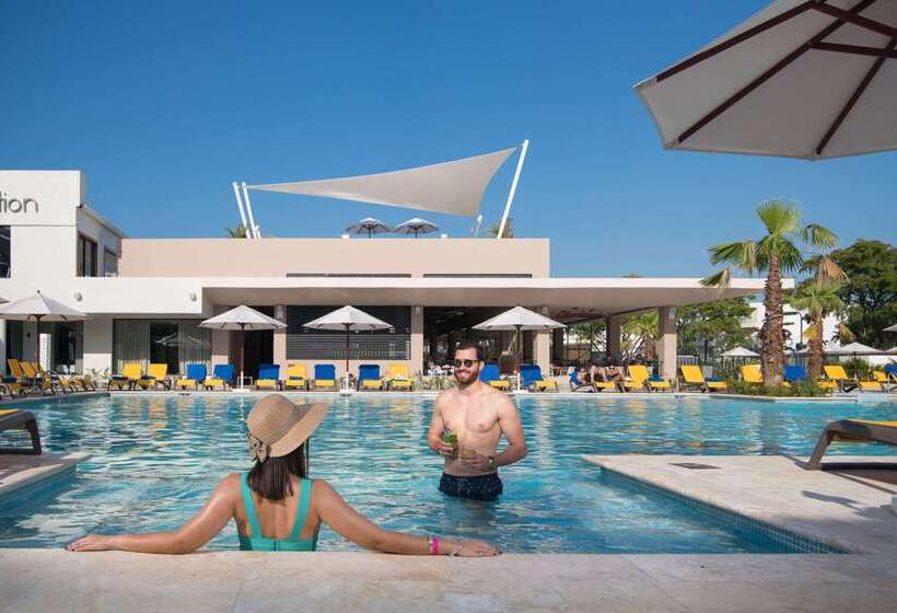 استراحتگاه Emotions by Hodelpa Puerto Plata