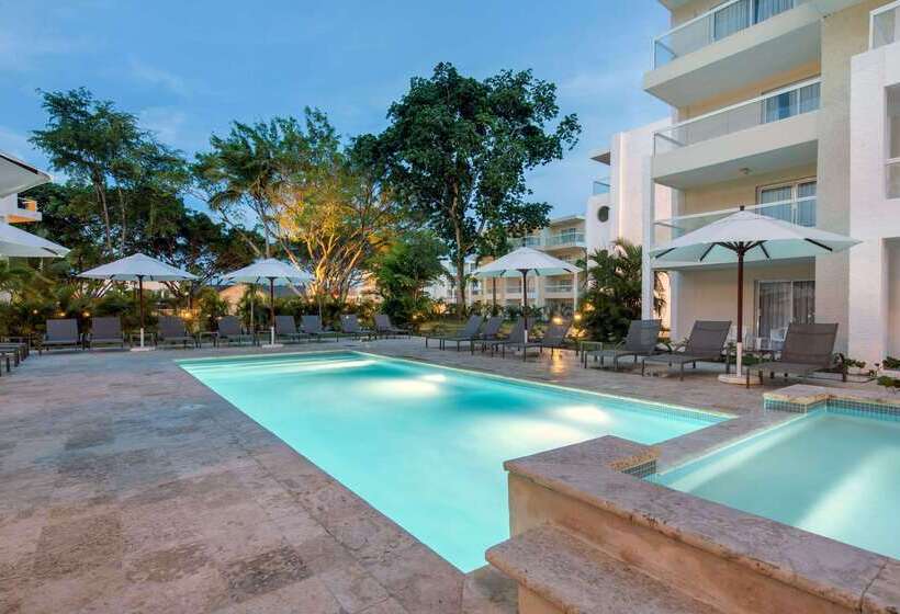 استراحتگاه Emotions by Hodelpa Puerto Plata