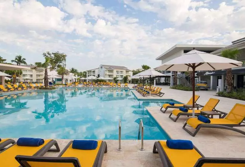 リゾートホテル Emotions by Hodelpa Puerto Plata