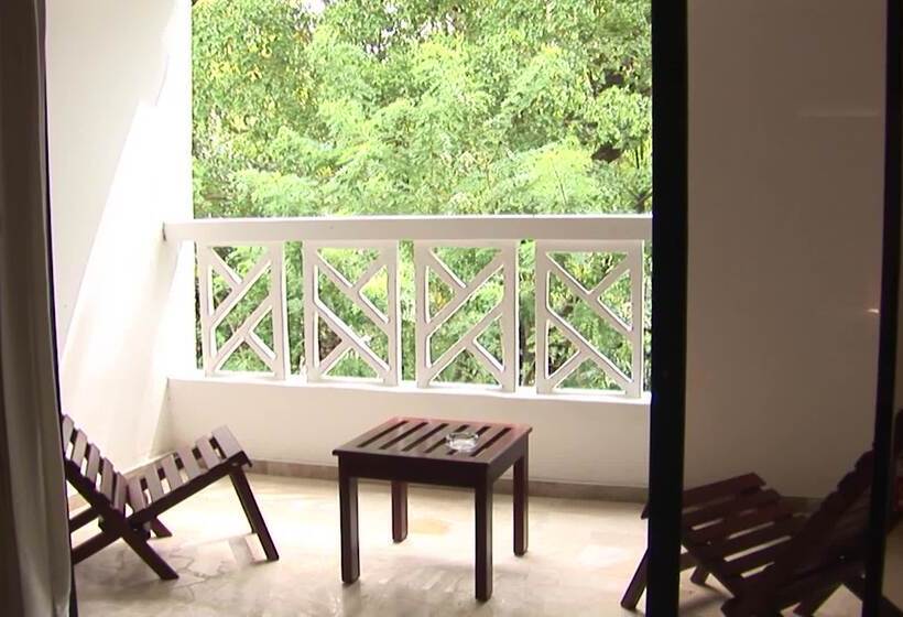 استراحتگاه Emotions by Hodelpa Puerto Plata