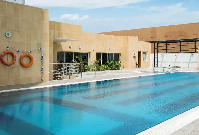 ホテル DoubleTree by Hilton Jeddah Alandalus Mall