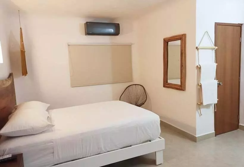 Hotelli Caracol Puerto Morelos