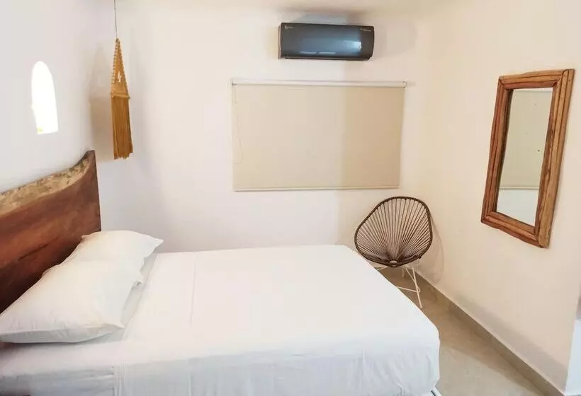 Hotelli Caracol Puerto Morelos