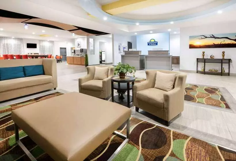 Hotelli Days Inn & Suites By Wyndham Lubbock Medical Center