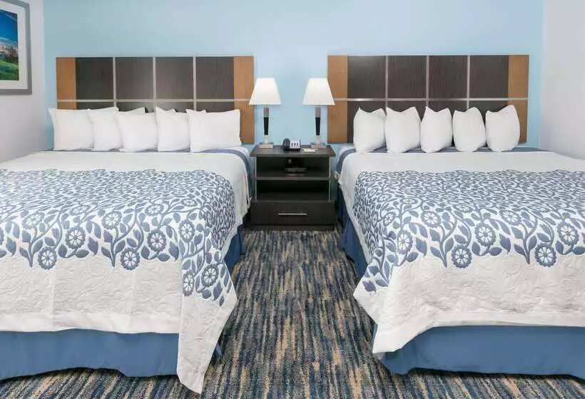 Hotelli Days Inn & Suites By Wyndham Lubbock Medical Center