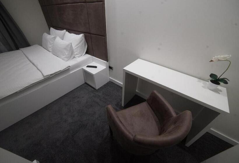 Szálloda Forty Two Block A