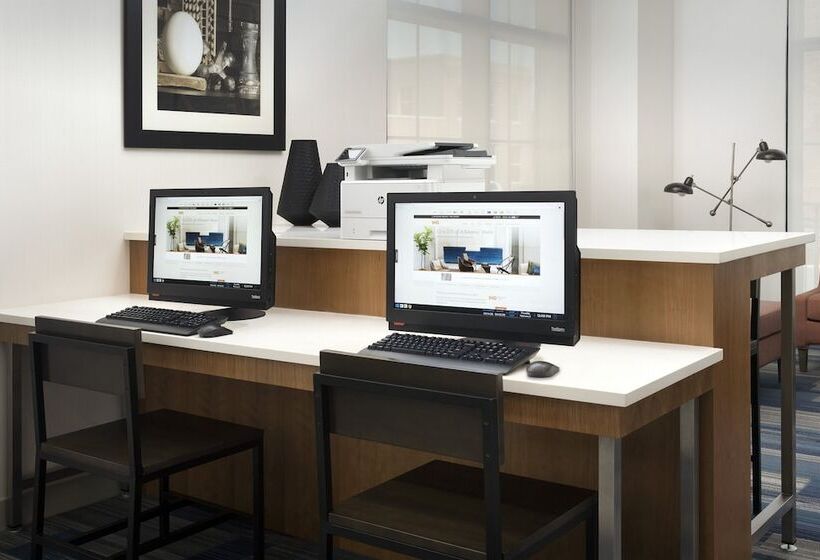 בית מלון כפרי Holiday Inn Express & Suites North Brunswick, An Ihg