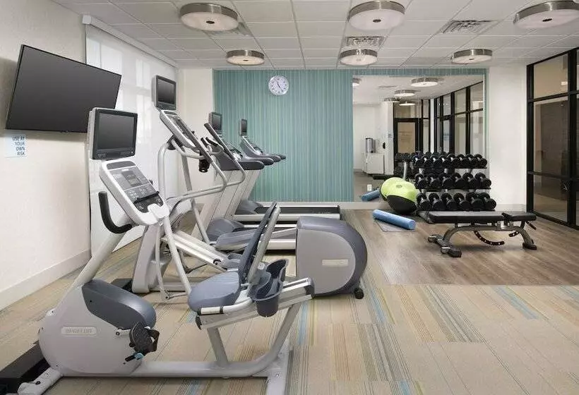 ホテル Holiday Inn Express & Suites   North Brunswick, An Ihg