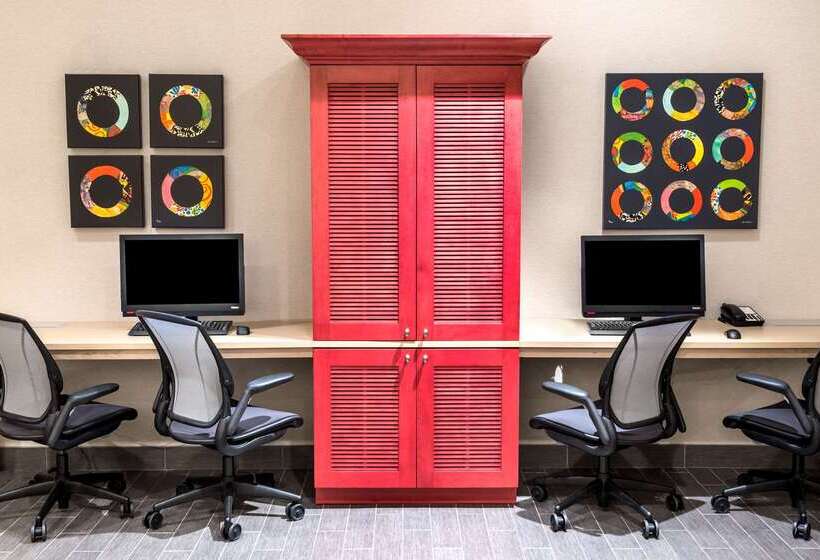 فندق Home2 Suites By Hilton Ft. Lauderdale Airportcruise Port