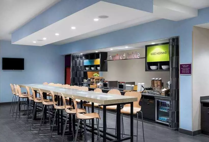هتل Home2 Suites By Hilton Ft. Lauderdale Airportcruise Port