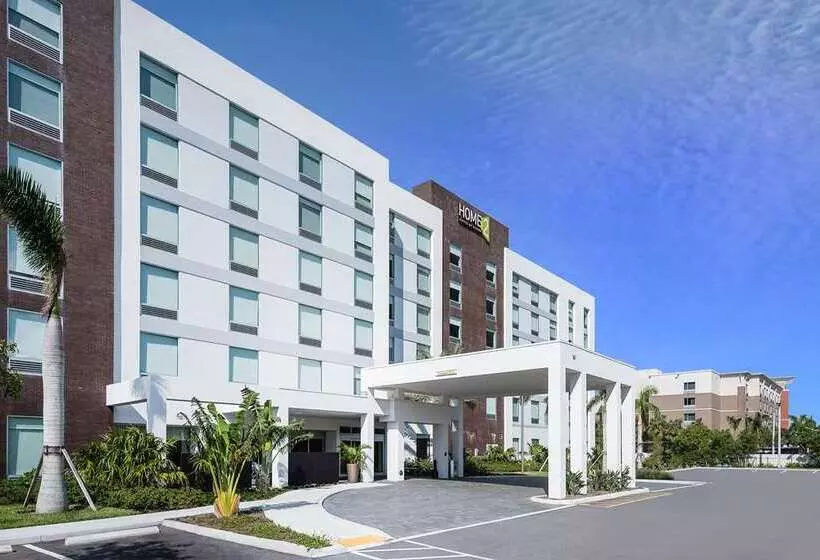 هتل Home2 Suites By Hilton Ft. Lauderdale Airportcruise Port