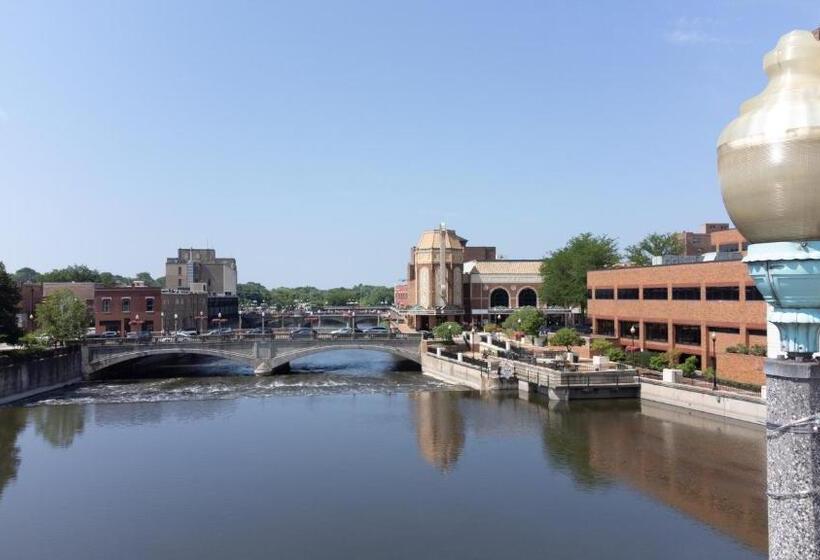 Отель Red Roof Inn And Conference Center Chicago   N Aurora Naperville