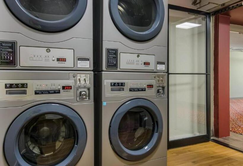 Отель Red Roof Inn And Conference Center Chicago   N Aurora Naperville