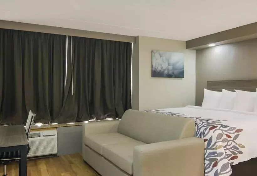 Hotelli Red Roof Inn And Conference Center Chicago   N Aurora Naperville