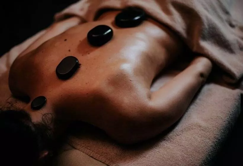 Marvie Hotel & Health