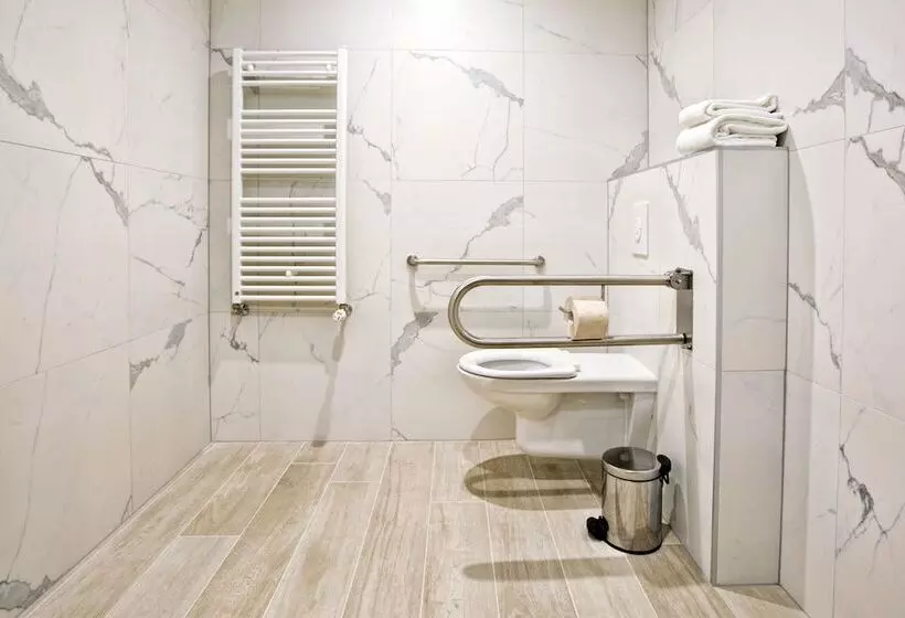 Marvie Hotel & Health