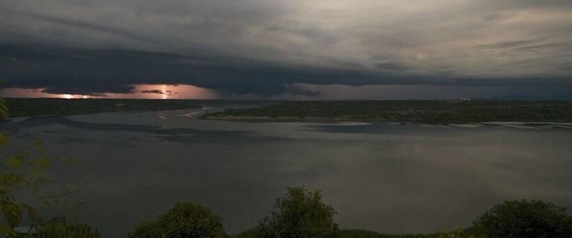 هتل Mweya Safari Lodge