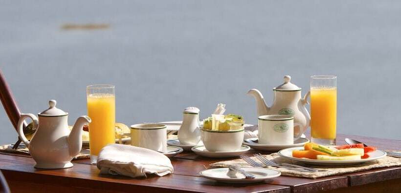 هتل Mweya Safari Lodge