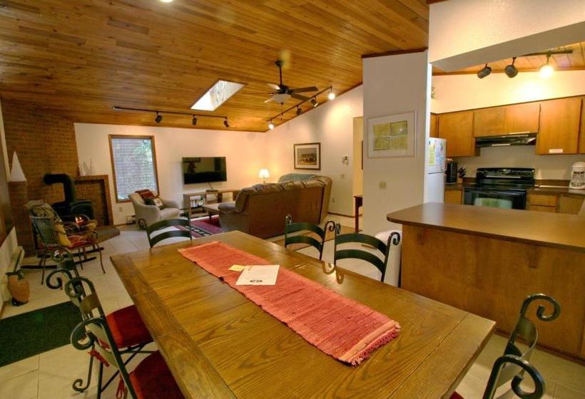 Szálloda Snowline 23 By Redawning