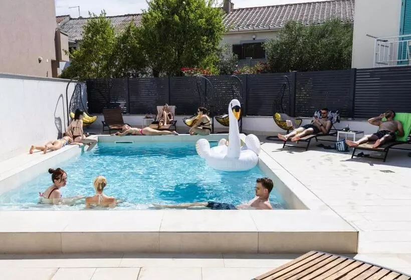 تختخواب و صبحانه Basilica Hotel By Mercado