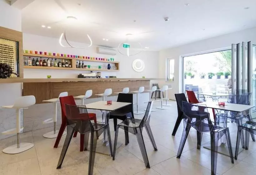 تختخواب و صبحانه Basilica Hotel By Mercado