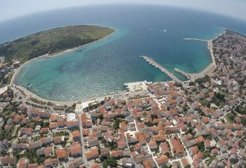 تختخواب و صبحانه Basilica Hotel By Mercado