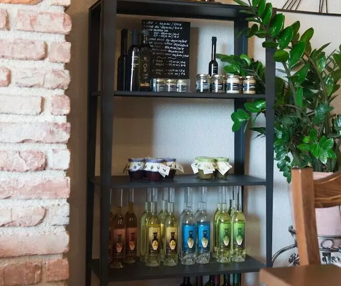 Aamiaismajoitus (B&B) Luksuzne Sobe Luce