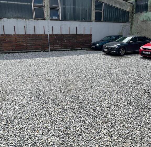 تختخواب و صبحانه Rooms Lišnić