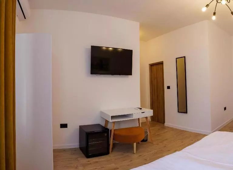 ベッドアンドブレックファースト Rooms Lišnić