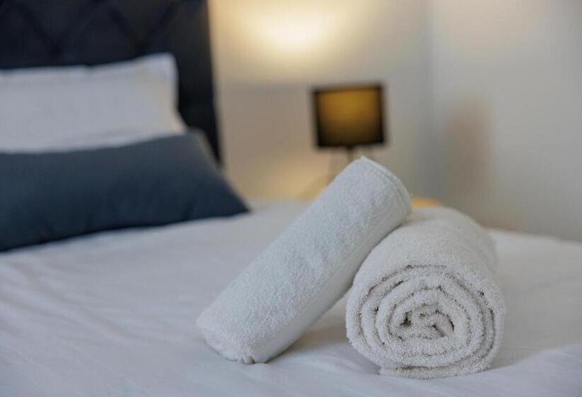 تختخواب و صبحانه Rooms Lišnić